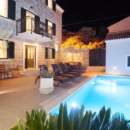 Villa Filipetti With Heated Pool ماكارسكا المظهر الخارجي الصورة