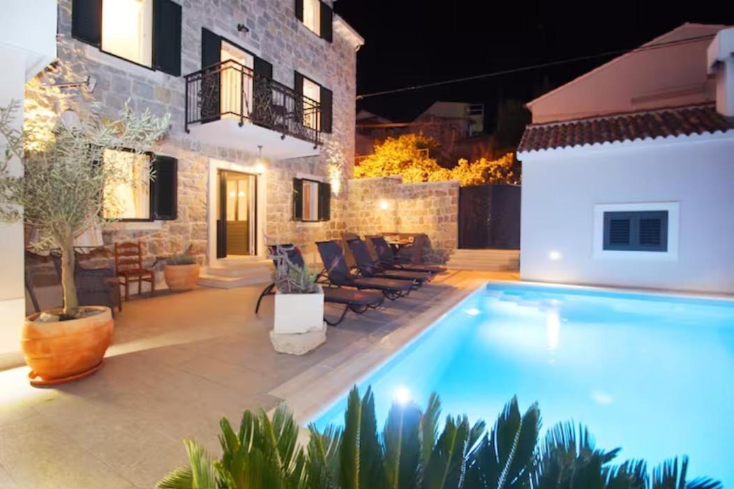 Villa Filipetti With Heated Pool ماكارسكا المظهر الخارجي الصورة